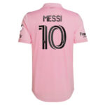 MAILLOT MESSI INTER MIAMI “MESSI GOAT BADGE” ENFANT