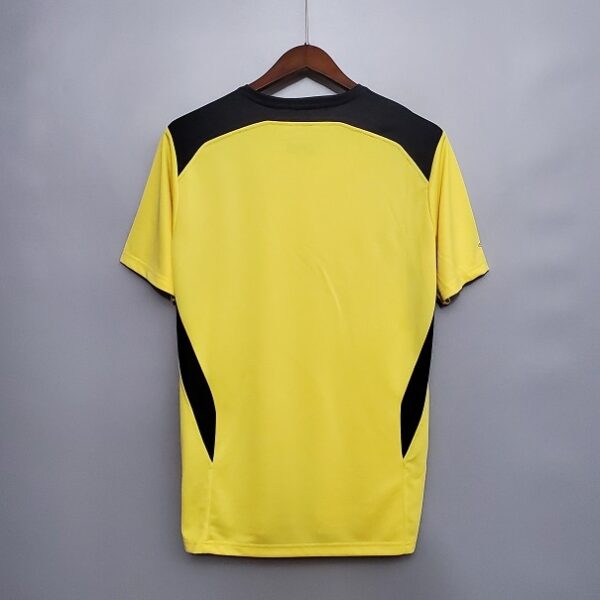 Maillot retro vintage Liverpool jaune 2004 2005